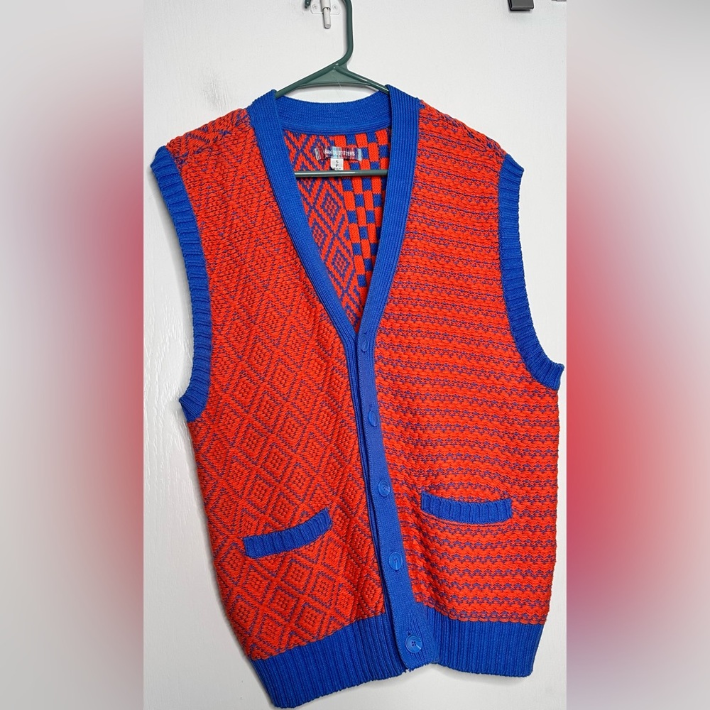 Urban Outfitters men’s orange and Blue sweater Vest. Size small